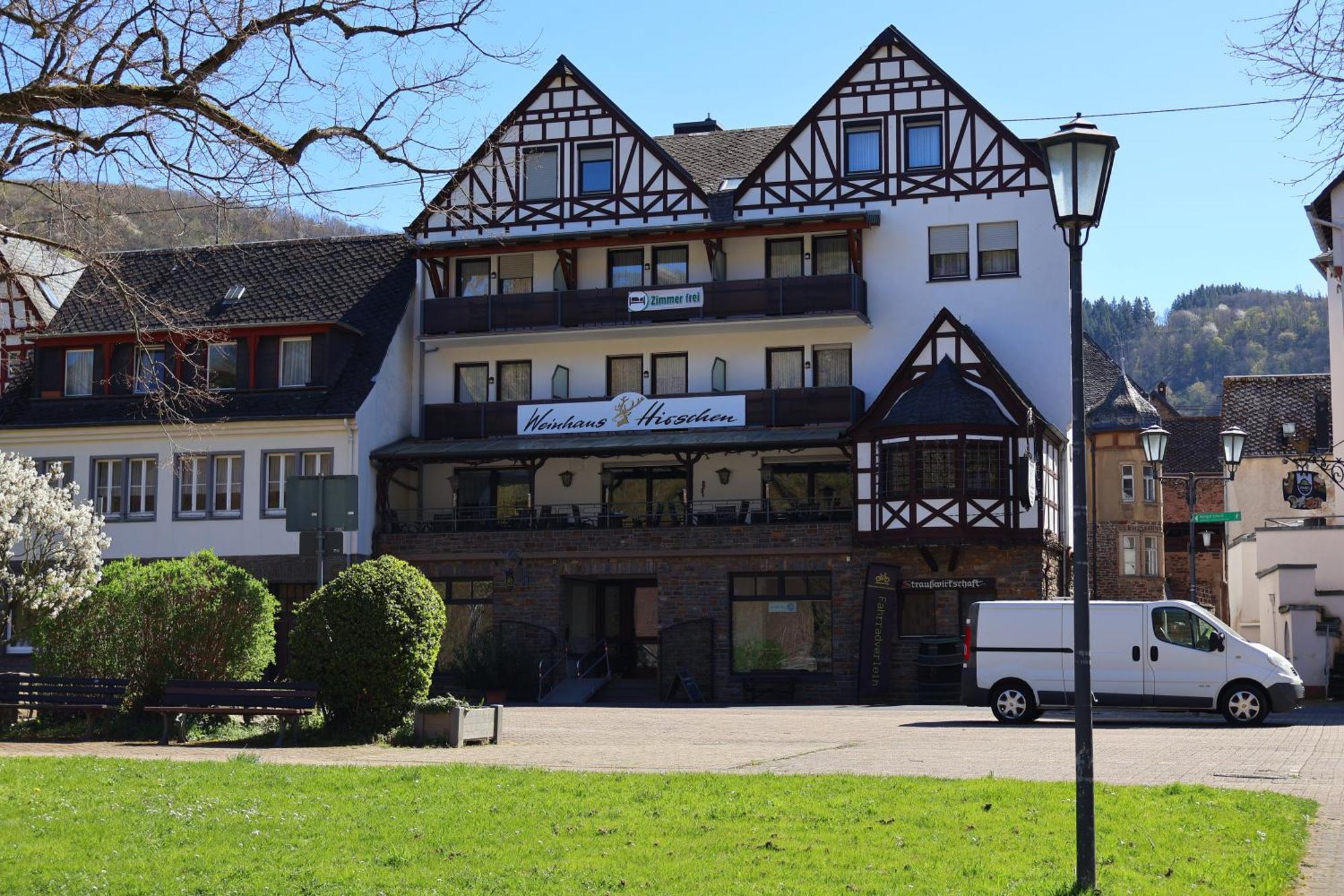 Weinhaus Hirschen Bruttig Bruttig-Fankel Exterior foto