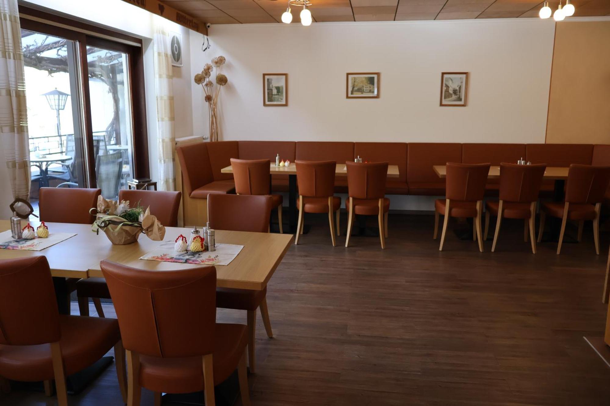Weinhaus Hirschen Bruttig Bruttig-Fankel Exterior foto